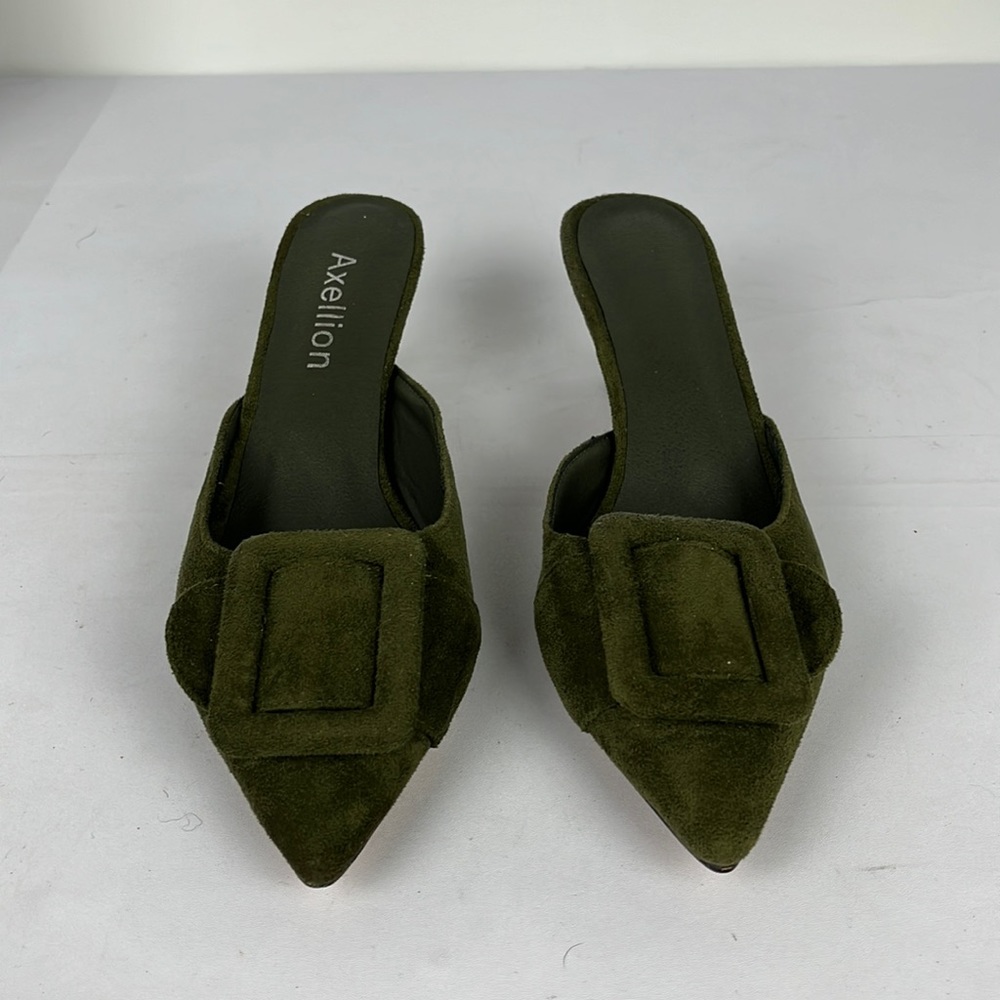 Axellion, Women’s army green kitten heels, size 8